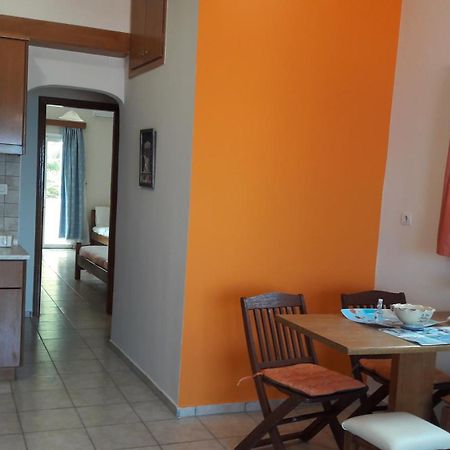 Orange Fodele Apartman Szoba fotó